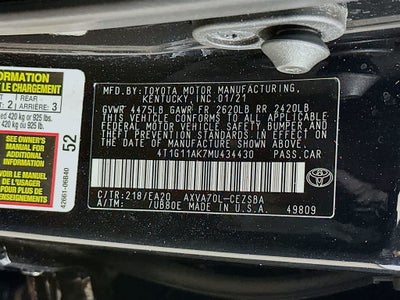 Toyota Camry SE 2021