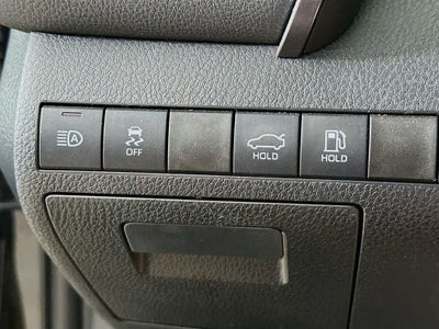 Toyota Camry SE 2021