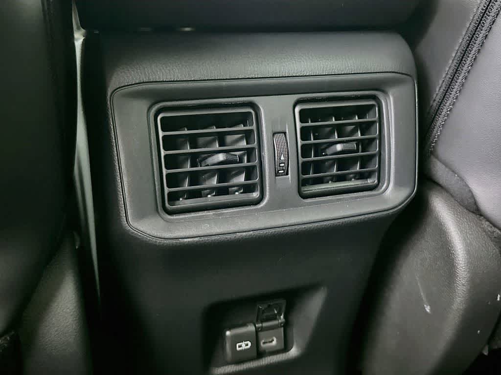 Toyota RAV4 Hybrid XSE 2025