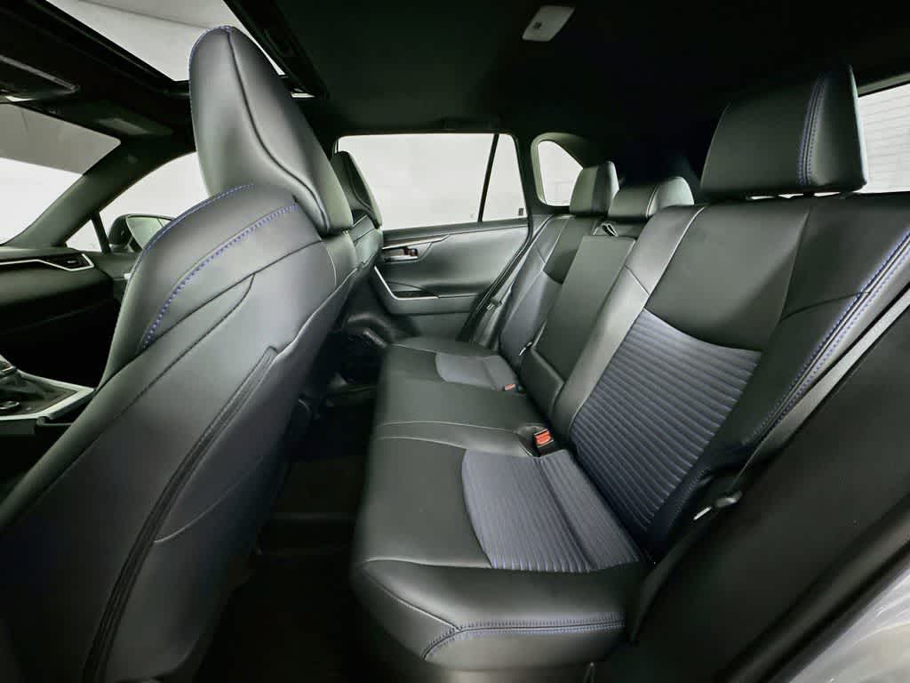 Toyota RAV4 Hybrid XSE 2025