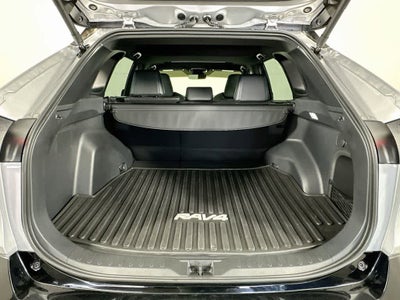 Toyota RAV4 Hybrid XSE 2025