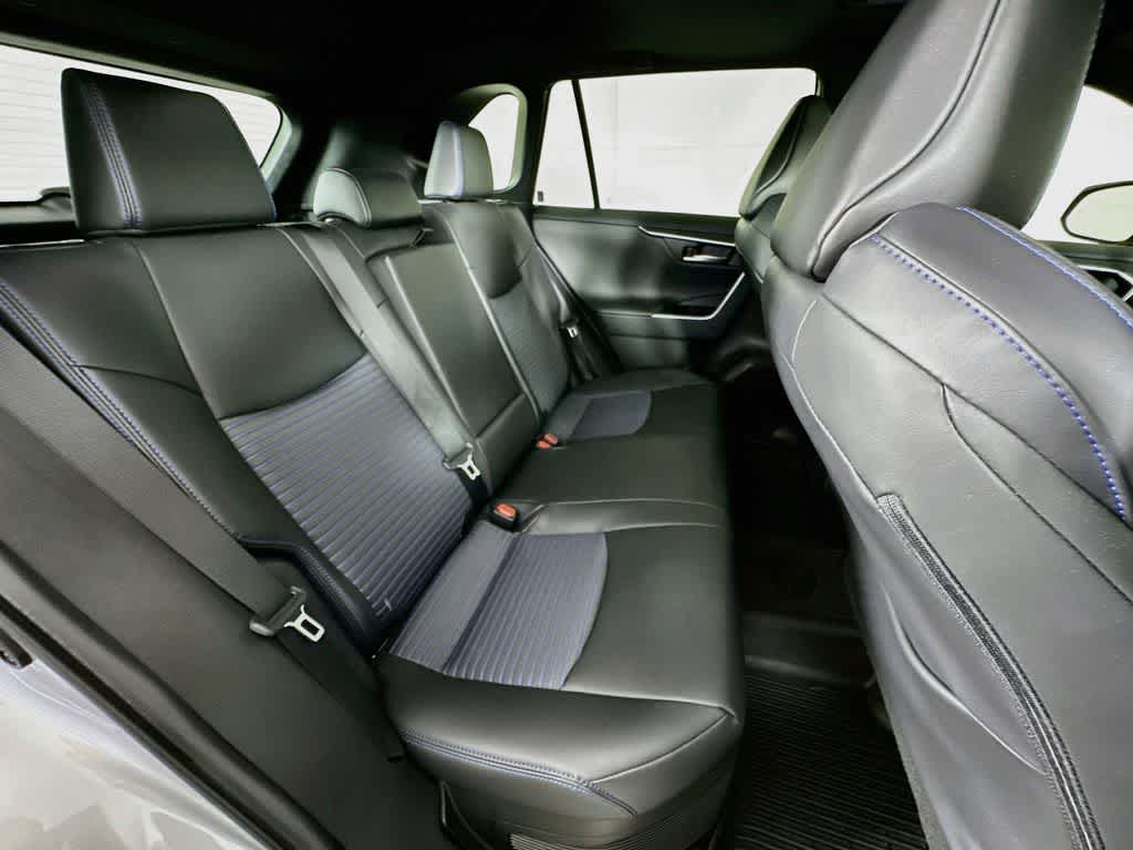 Toyota RAV4 Hybrid XSE 2025