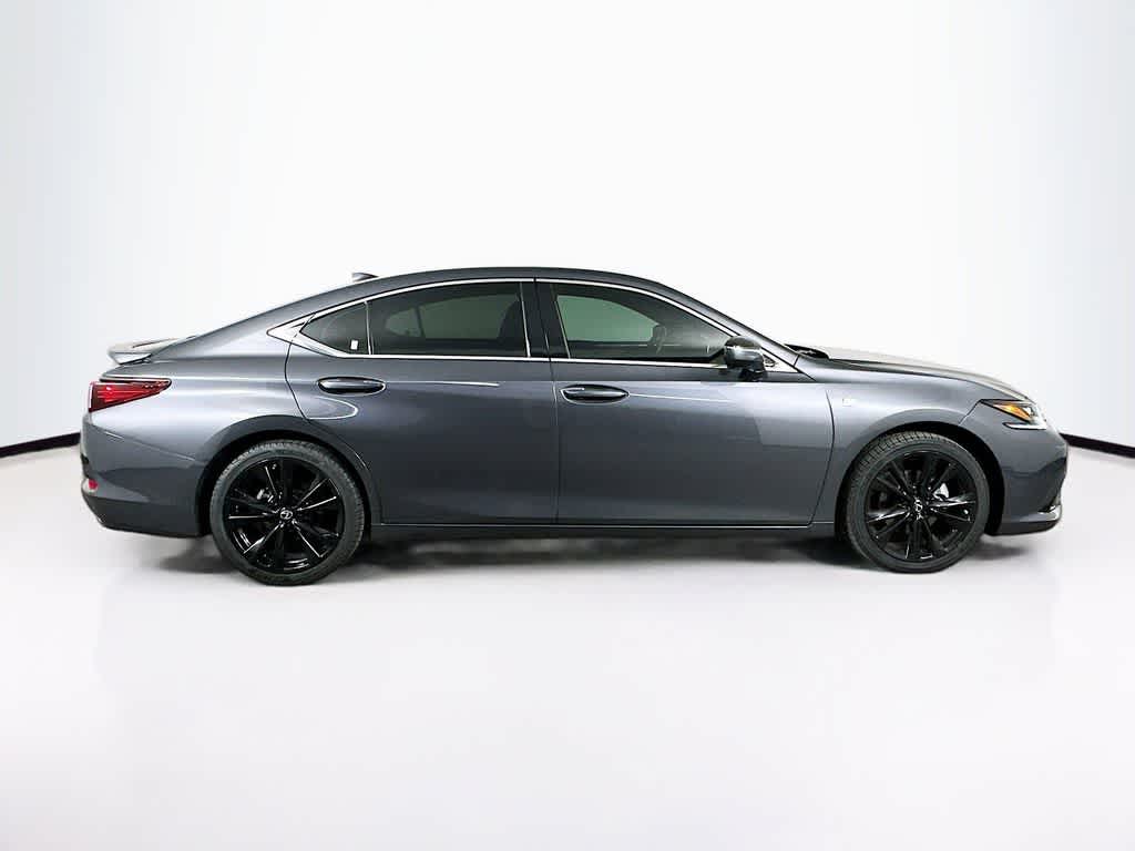 Comportamiento en carretera del Lexus ES 350 F SPORT 2024