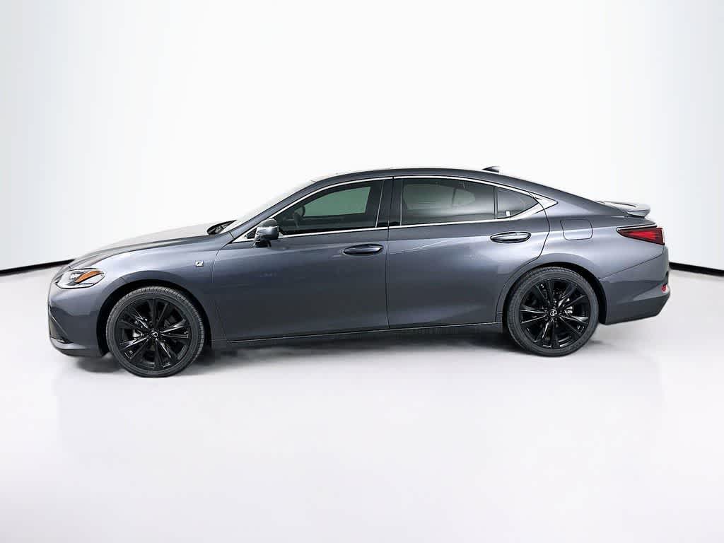 Comportamiento en carretera del Lexus ES 350 F SPORT 2024
