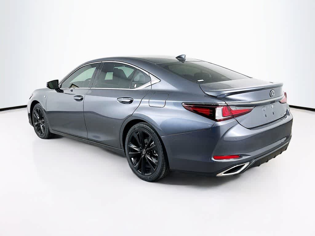 Comportamiento en carretera del Lexus ES 350 F SPORT 2024