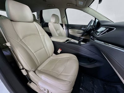 Buick Enclave Essence 2021