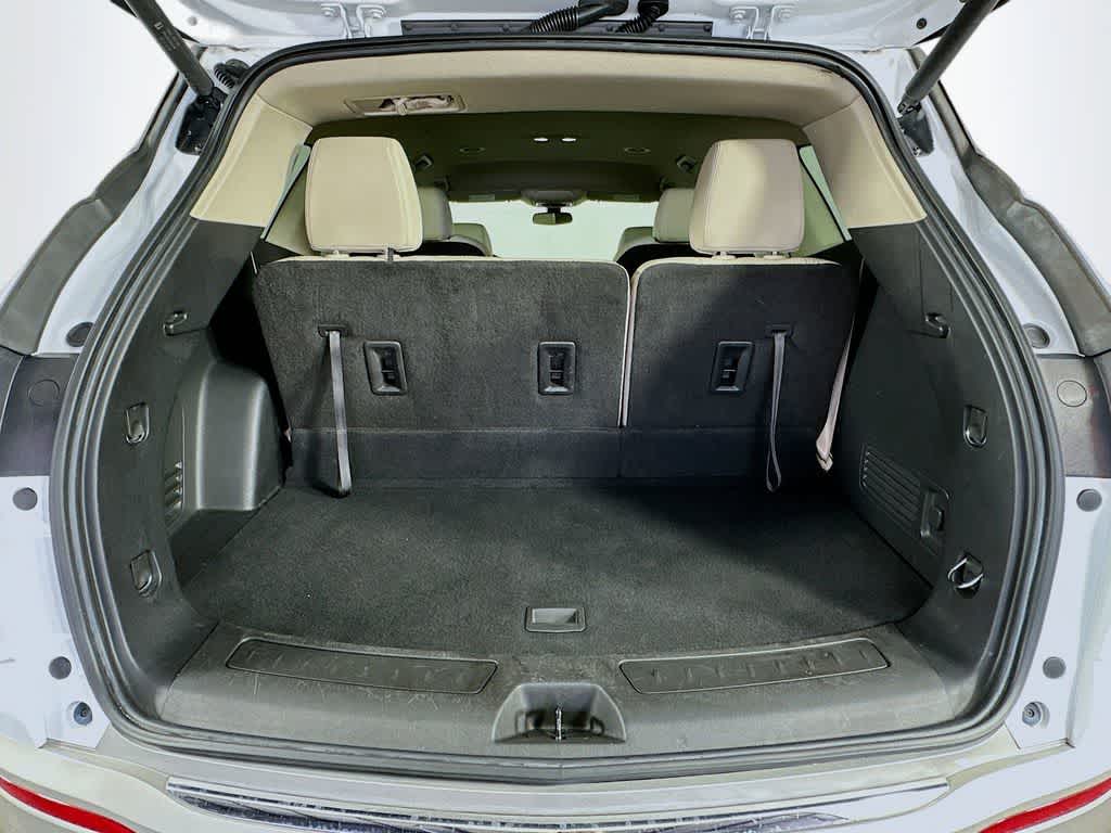 Buick Enclave Essence 2021