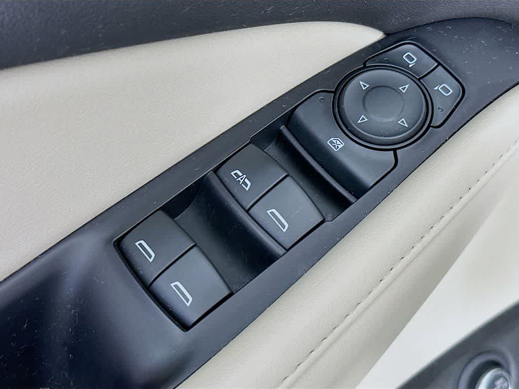 Buick Enclave Essence 2021