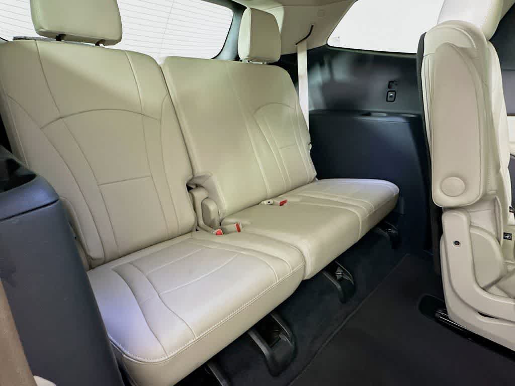 Buick Enclave Essence 2021