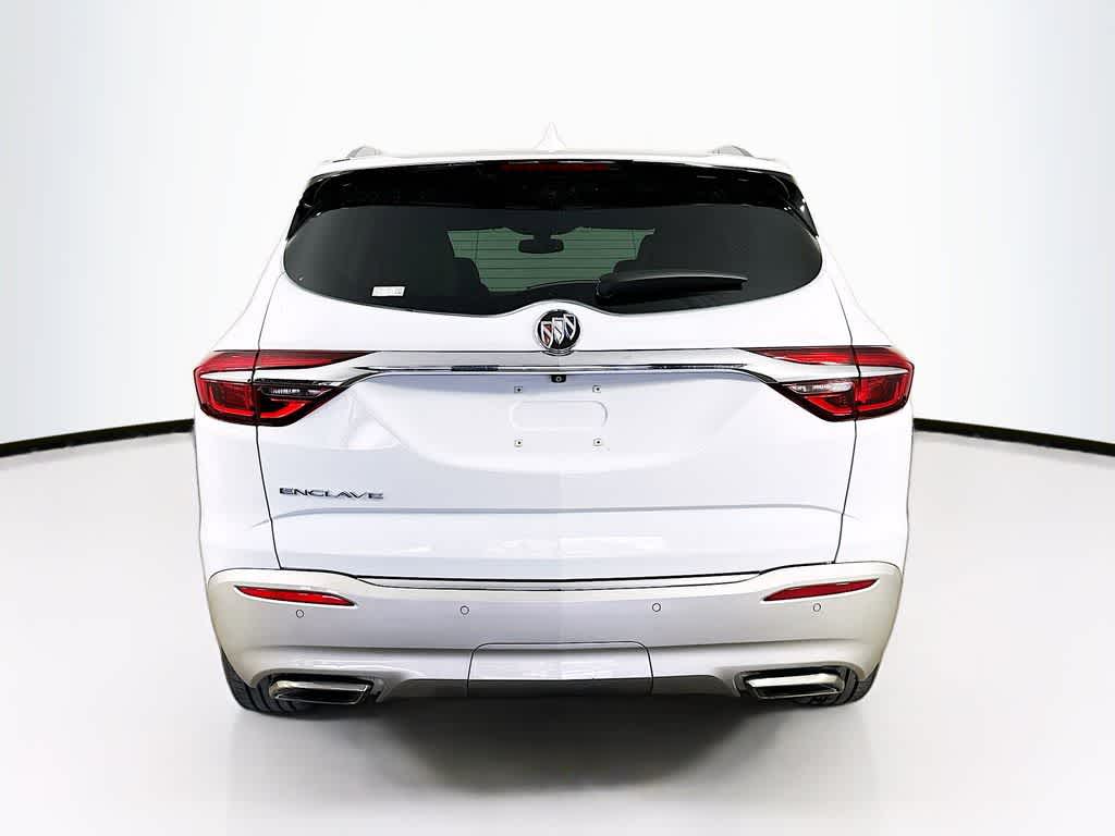 Buick Enclave Essence 2021