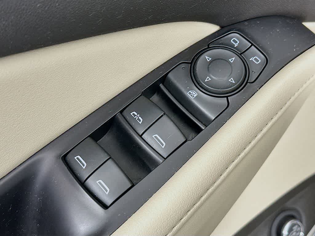 Buick Enclave Essence 2021