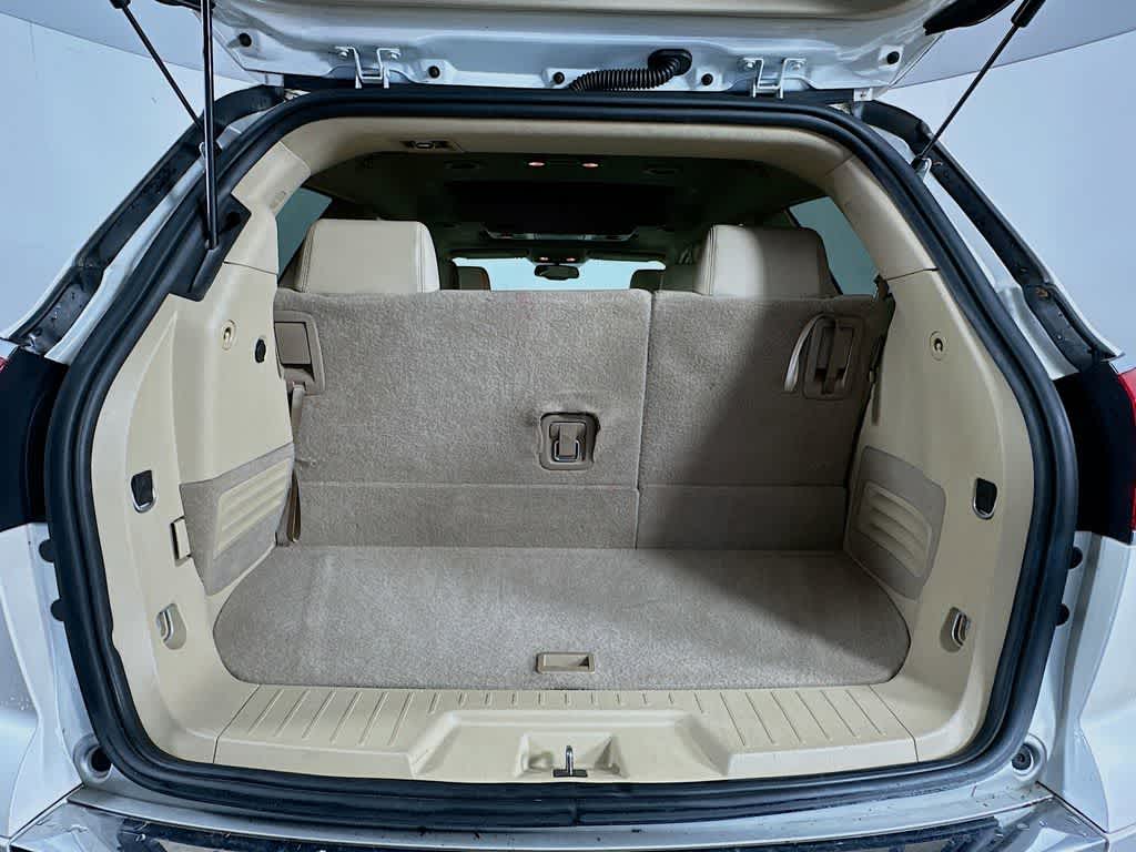 Buick Enclave CXL con 2XL de 2010