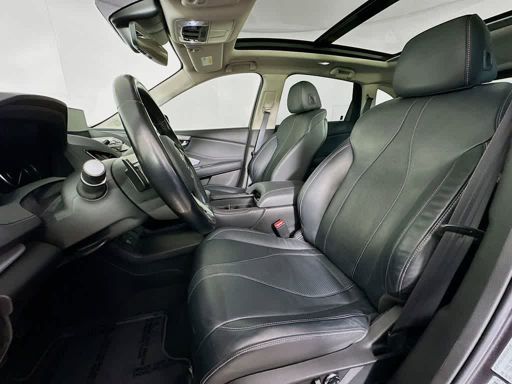 Acura RDX 2020 con paquete tecnológico