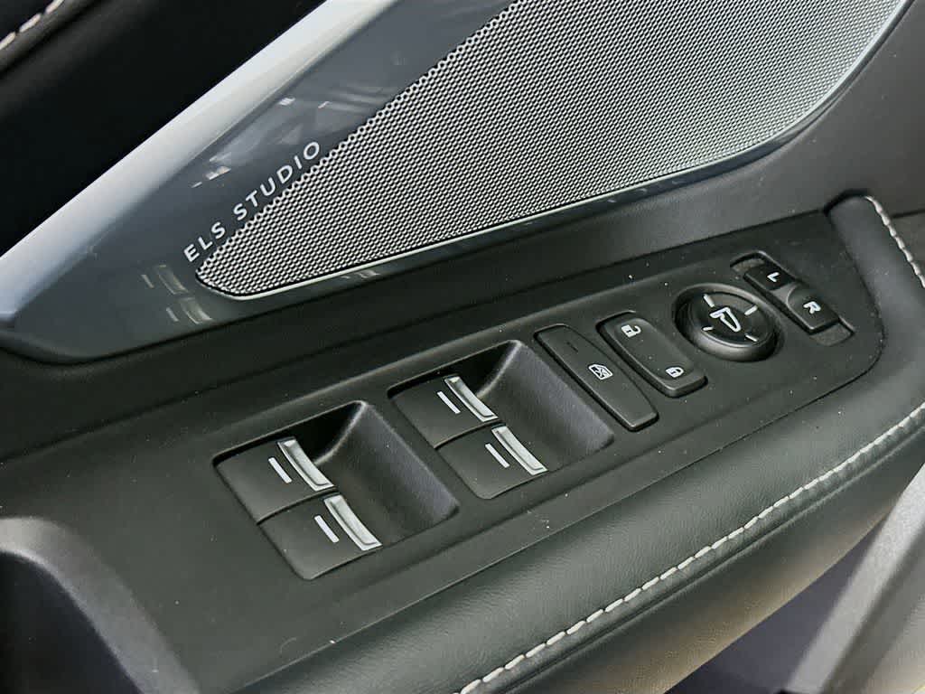 Acura RDX 2020 con paquete tecnológico