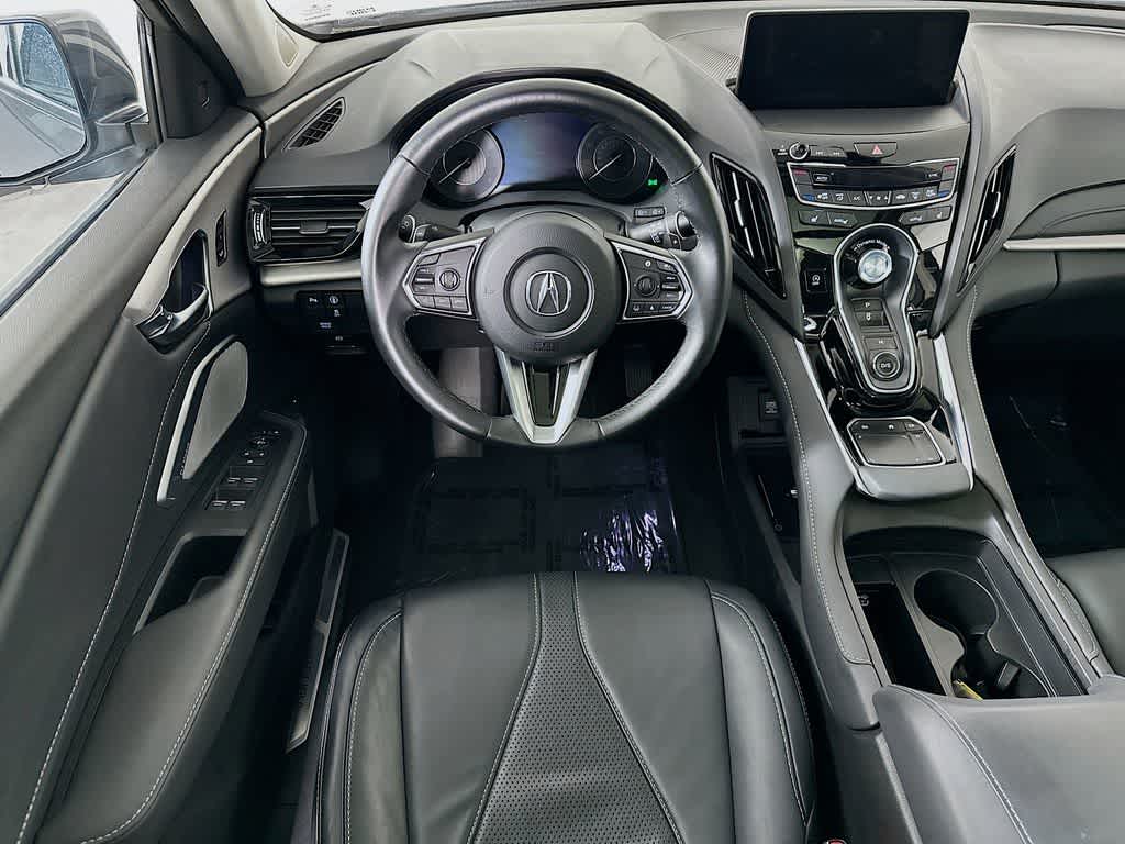 Acura RDX 2023 con paquete tecnológico