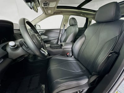 Acura RDX 2023 con paquete tecnológico