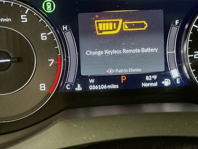 Acura RDX 2023 con paquete tecnológico