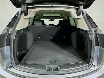 Acura RDX 2023 con paquete tecnológico