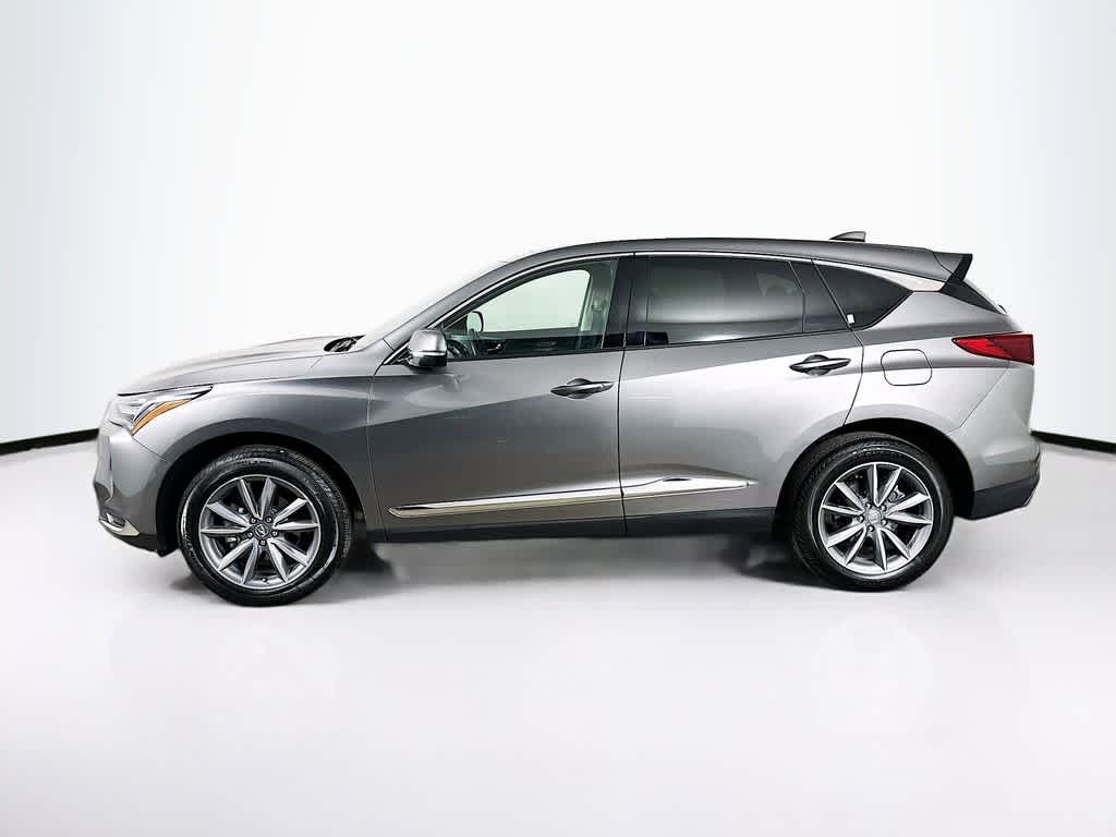 Acura RDX 2023 con paquete tecnológico