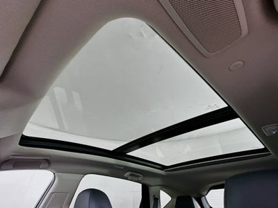 Acura RDX 2023 con paquete tecnológico