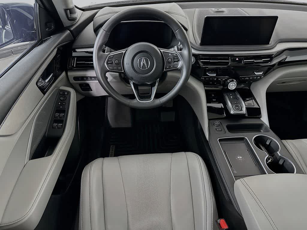 Acura MDX 2025 con paquete tecnológico