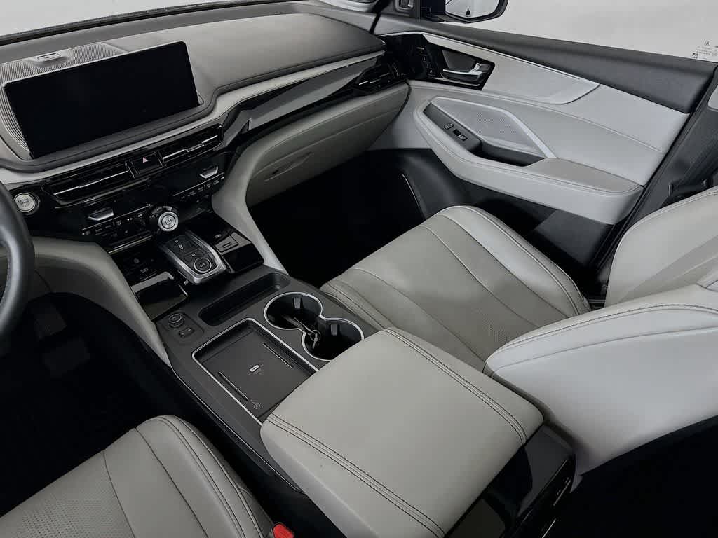 Acura MDX 2025 con paquete tecnológico