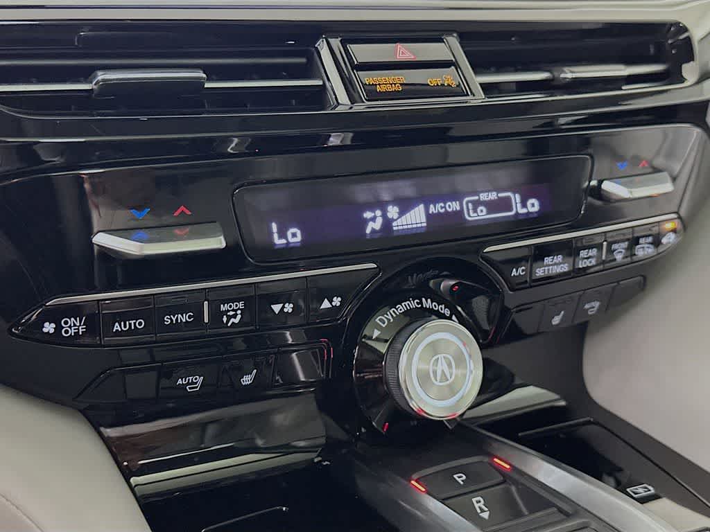 Acura MDX 2025 con paquete tecnológico