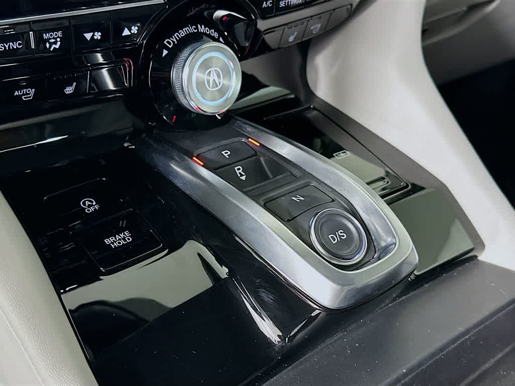 Acura MDX 2025 con paquete tecnológico