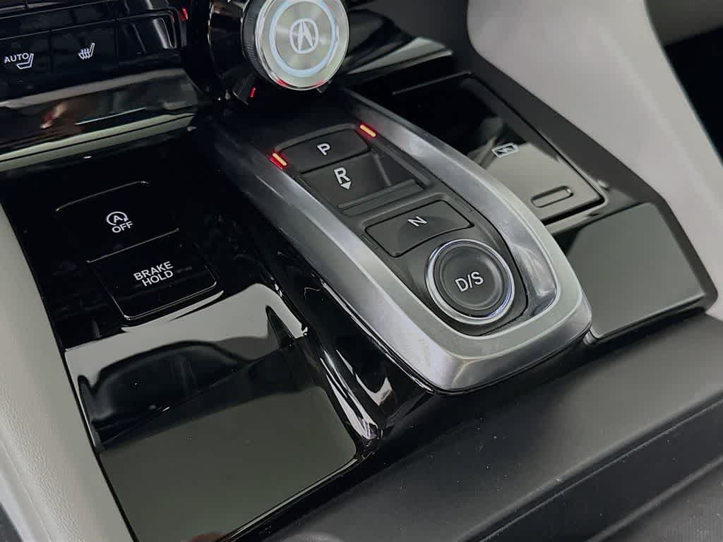 Acura MDX 2025 con paquete tecnológico