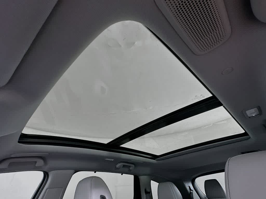 Acura MDX 2025 con paquete tecnológico