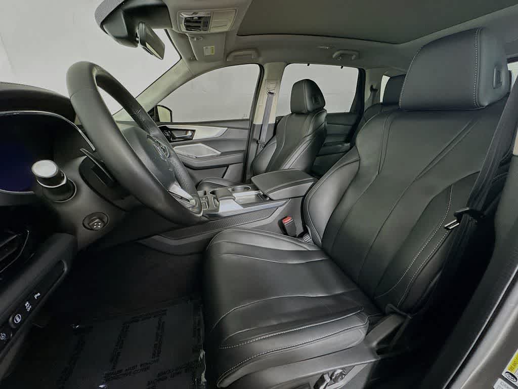 Acura MDX 2023 con paquete tecnológico