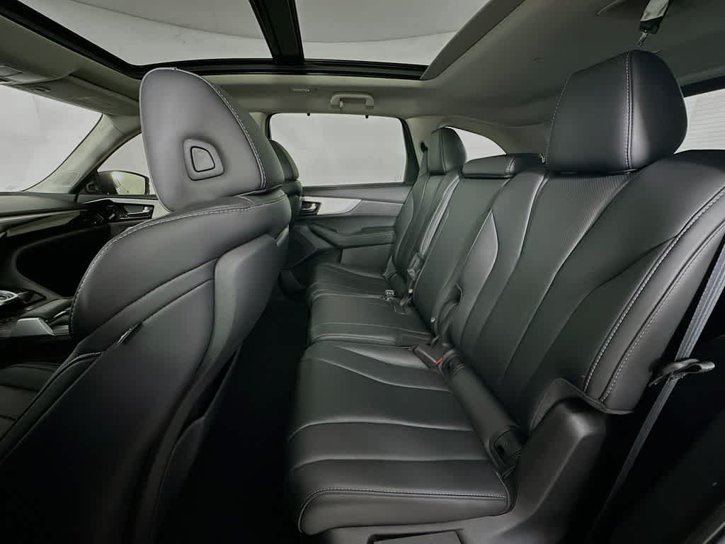 Acura MDX 2023 con paquete tecnológico