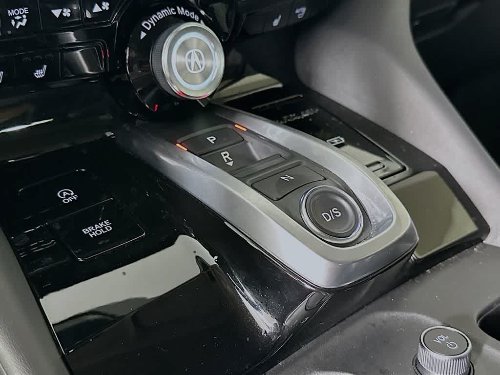 Acura MDX 2023 con paquete tecnológico