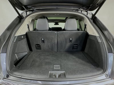 Acura MDX 2023 con paquete tecnológico