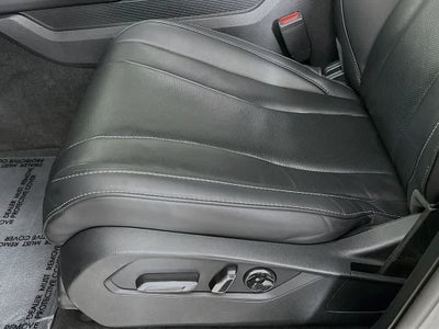 Acura MDX 2023 con paquete tecnológico