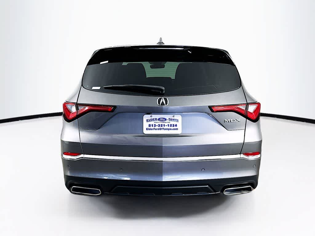 Acura MDX 2023 con paquete tecnológico