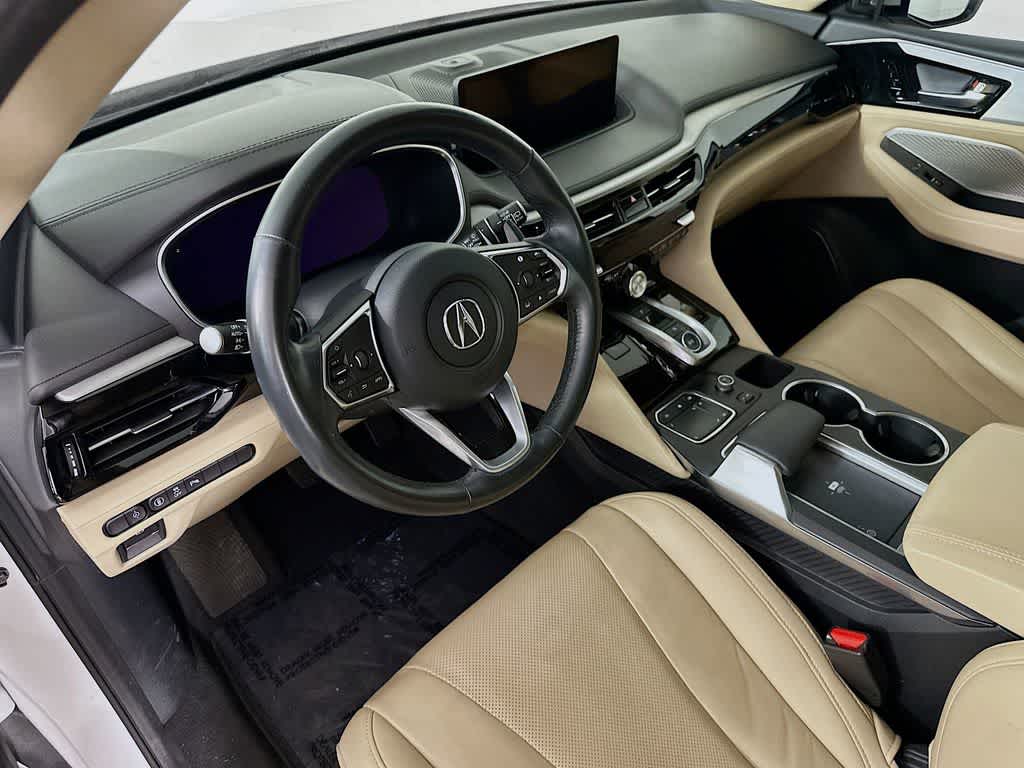 Acura MDX 2023 con paquete tecnológico