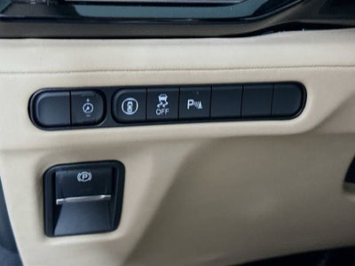 Acura MDX 2023 con paquete tecnológico