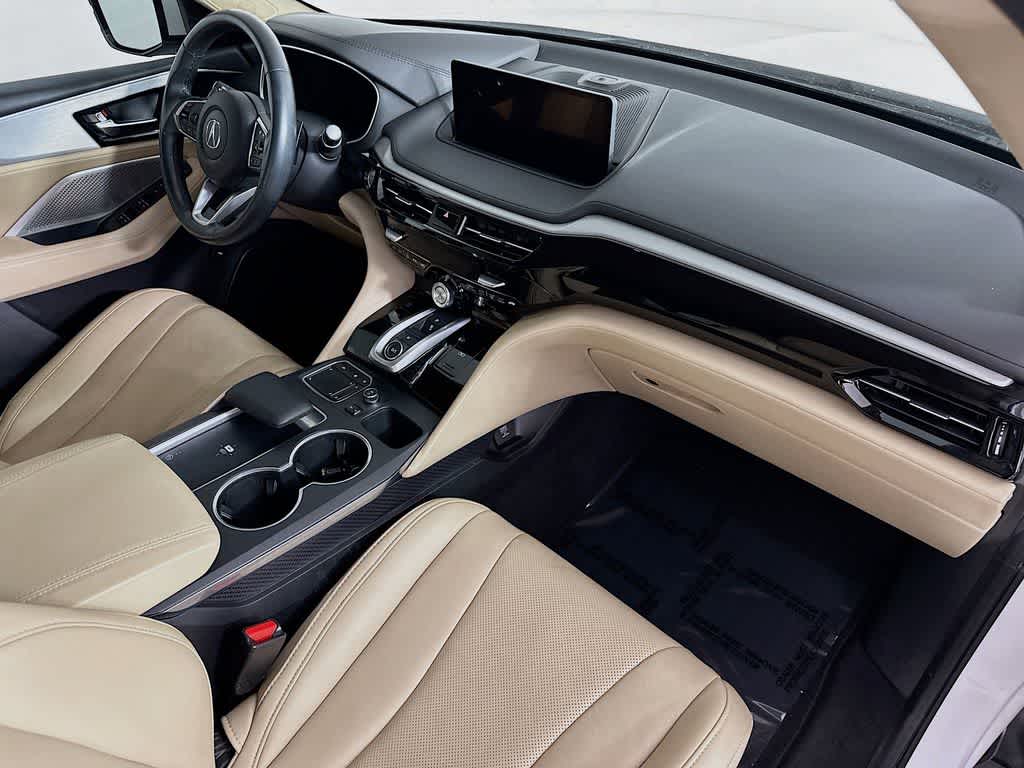 Acura MDX 2023 con paquete tecnológico