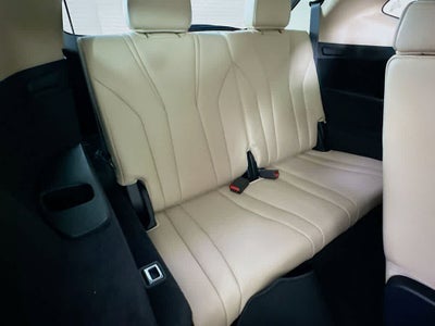 Acura MDX 2023 con paquete tecnológico