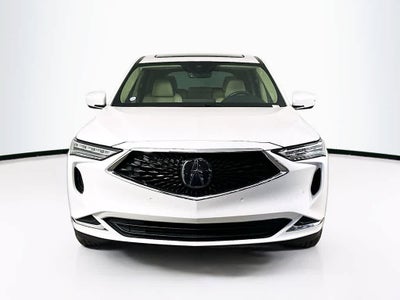 Acura MDX 2023 con paquete tecnológico