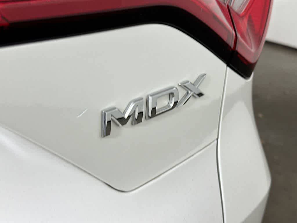 Acura MDX 2023 con paquete tecnológico
