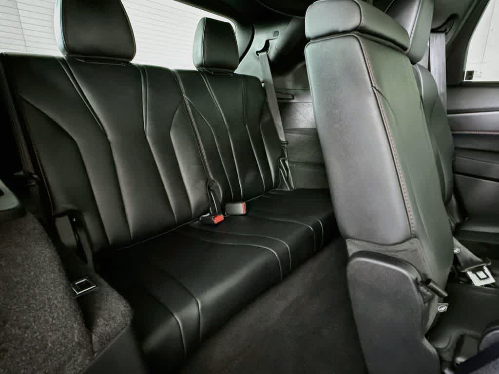 Acura MDX 2023 con paquete A-Spec