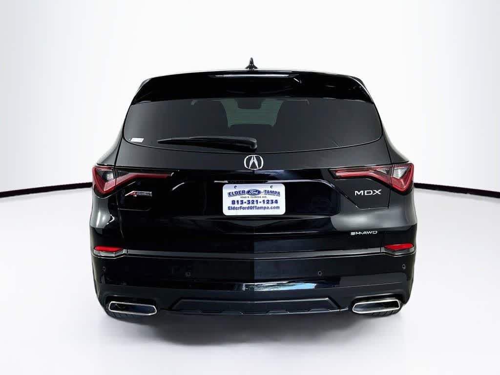 Acura MDX 2023 con paquete A-Spec