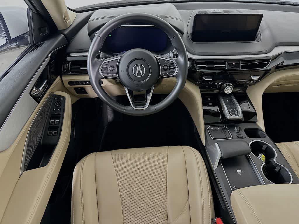 Acura MDX 2023 con paquete tecnológico