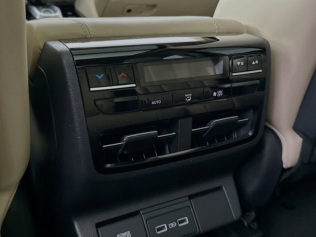 Acura MDX 2023 con paquete tecnológico