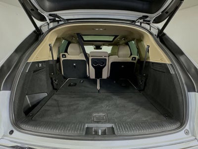 Acura MDX 2023 con paquete tecnológico