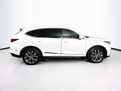 Acura MDX 2023 con paquete tecnológico