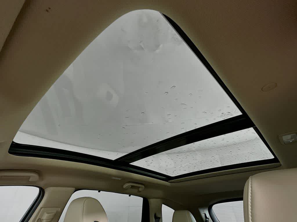 Acura MDX 2023 con paquete tecnológico