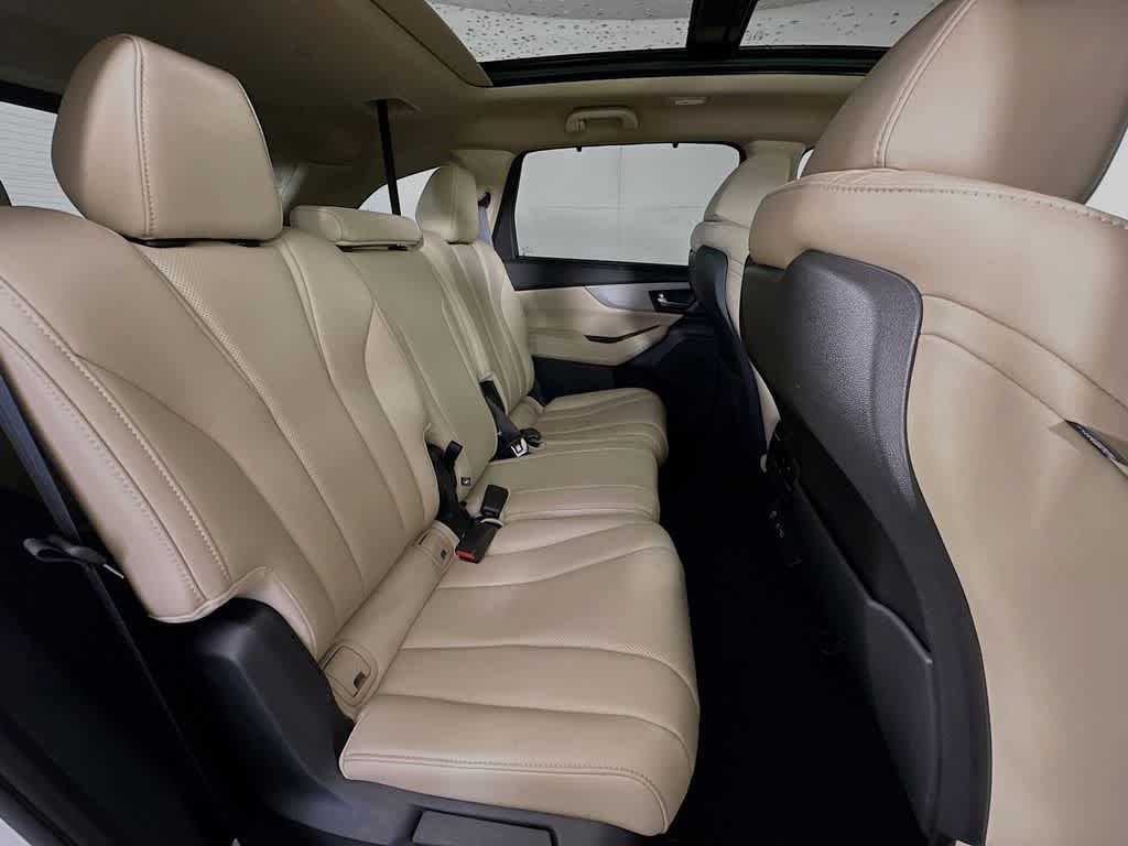 Acura MDX 2023 con paquete tecnológico